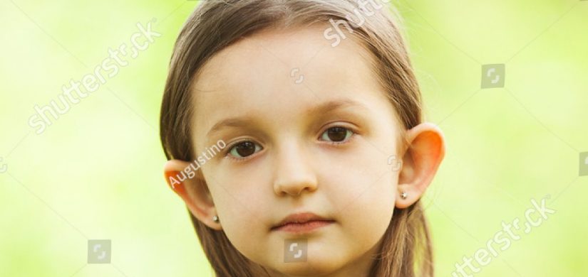 stock-photo-portrait-of-funny-sweet-little-charismatic-girl-touching-her-long-hair-close-up-copy-space-659725561 stock-photo-portrait-of-funny-sweet-little-charismatic-girl-touching-her-long-hair-close-up-copy-space-659725561